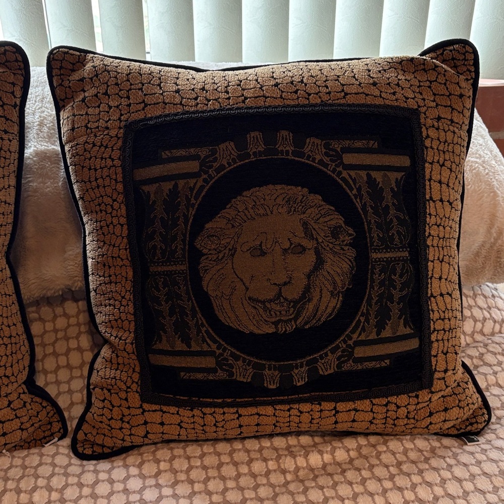 Newport Black and Tan Lion Pillow